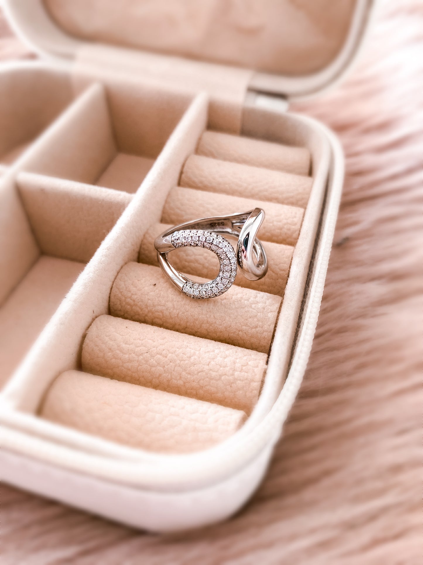 Anello Iris